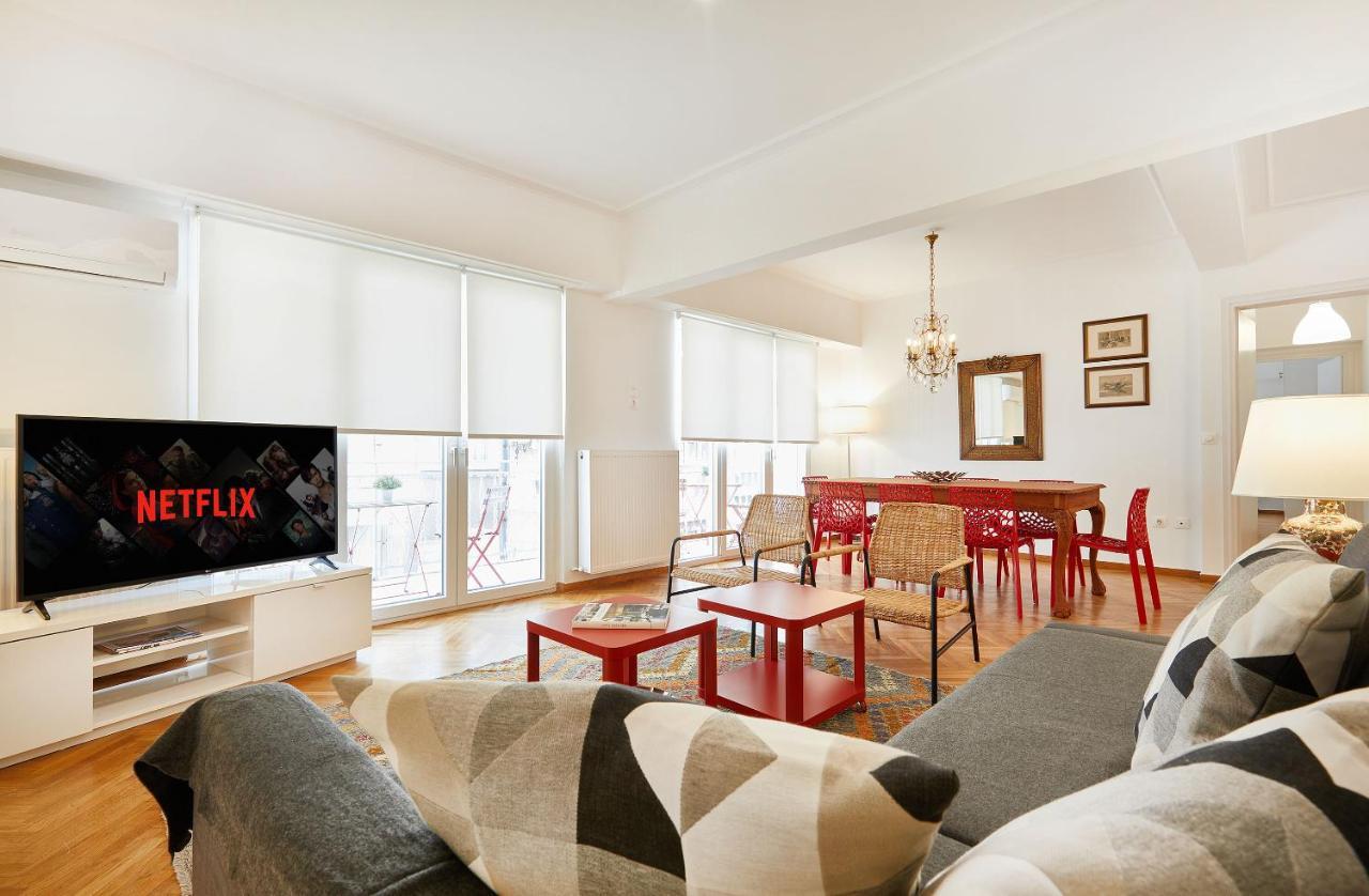Chloe Boutique Apartments Nikis Athena Bagian luar foto