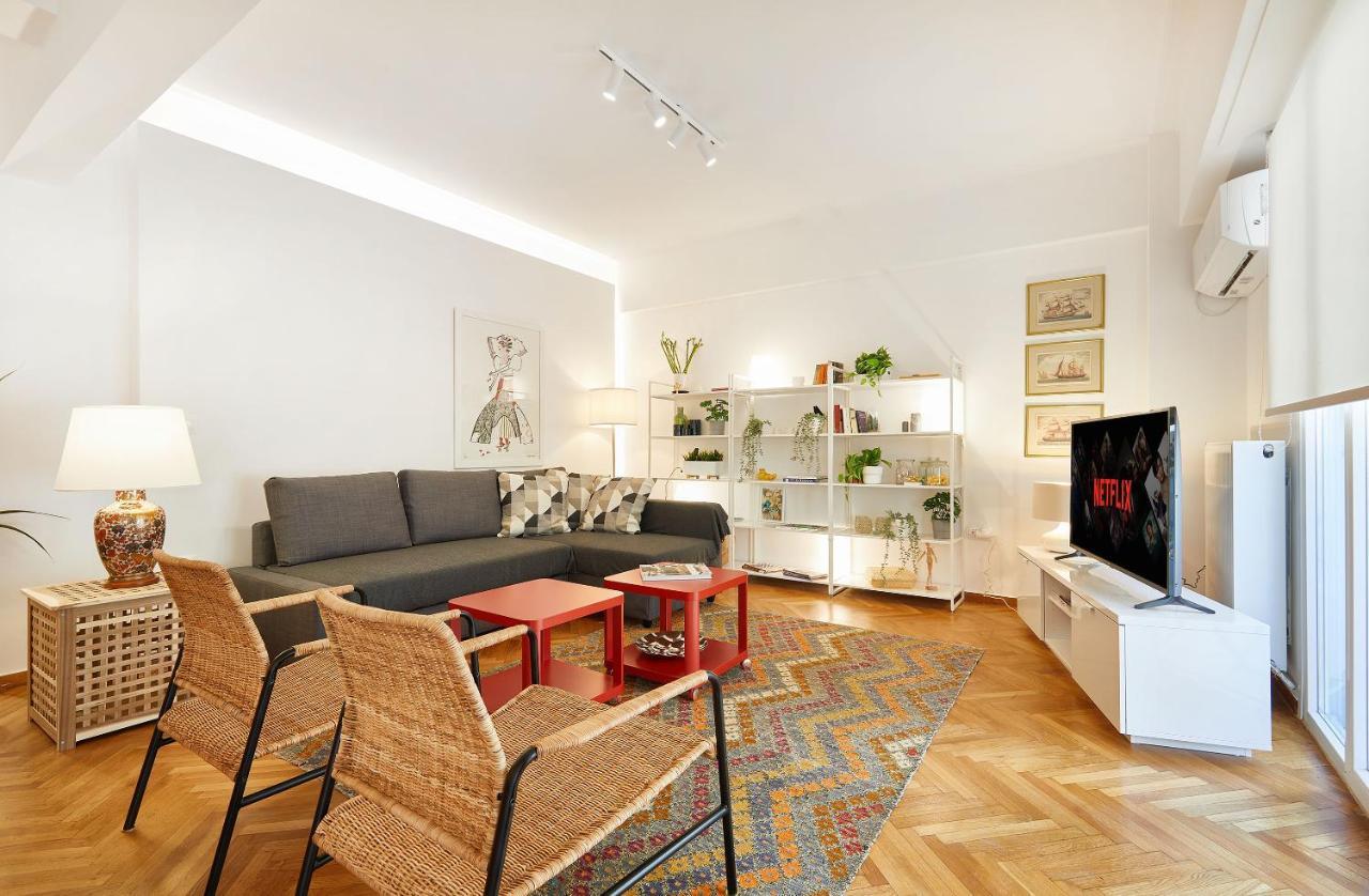 Chloe Boutique Apartments Nikis Athena Bagian luar foto