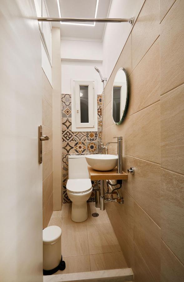 Chloe Boutique Apartments Nikis Athena Bagian luar foto