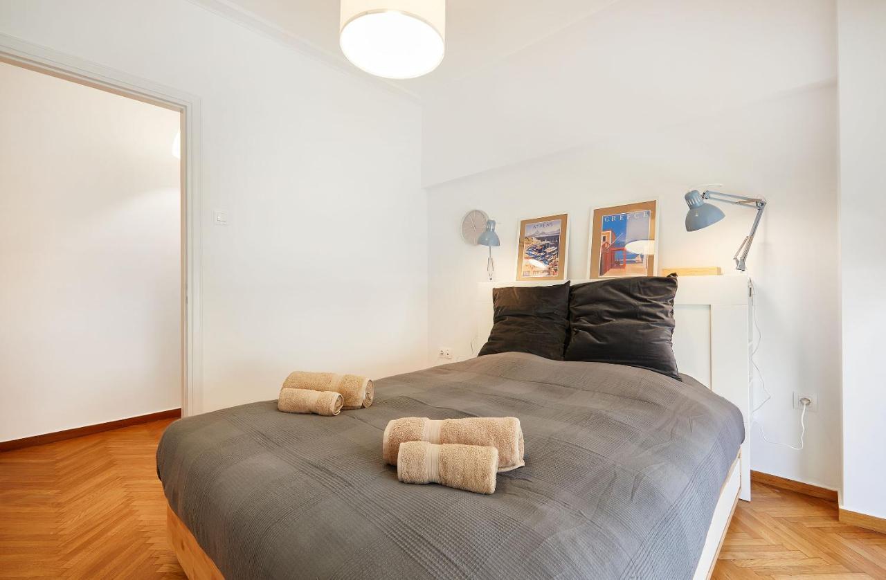 Chloe Boutique Apartments Nikis Athena Bagian luar foto